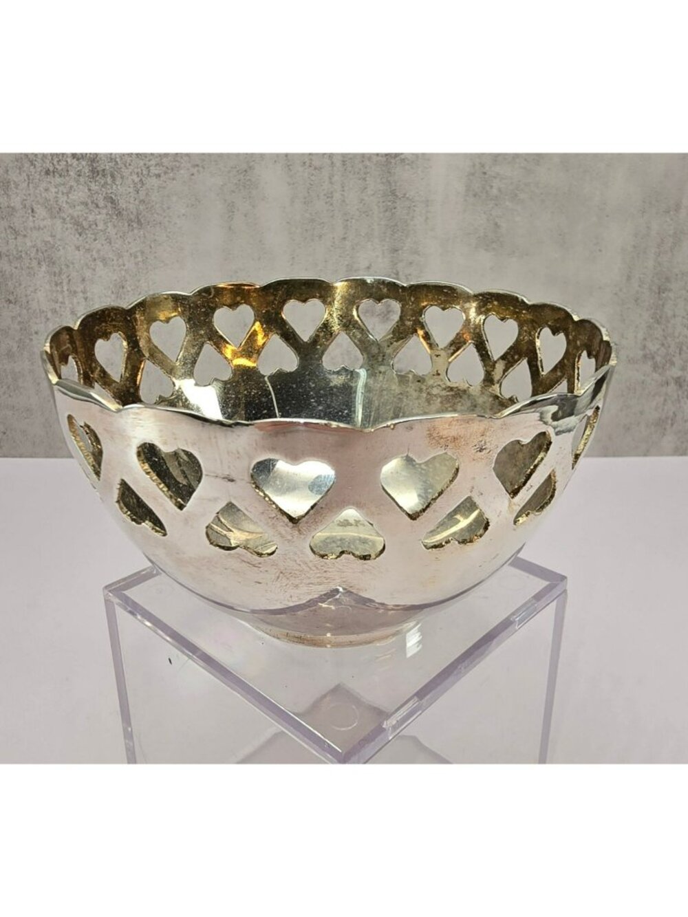 Heart Cutout Silver-Plated Decorative Bowl Morgan Collection India EPNS VL5082